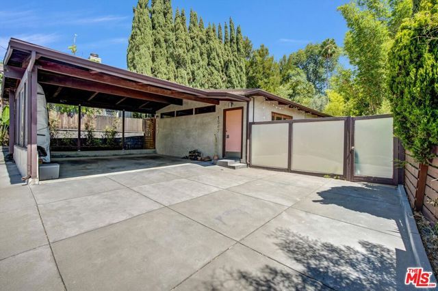 1547 Cerro Gordo Street, Los Angeles, CA 90026
