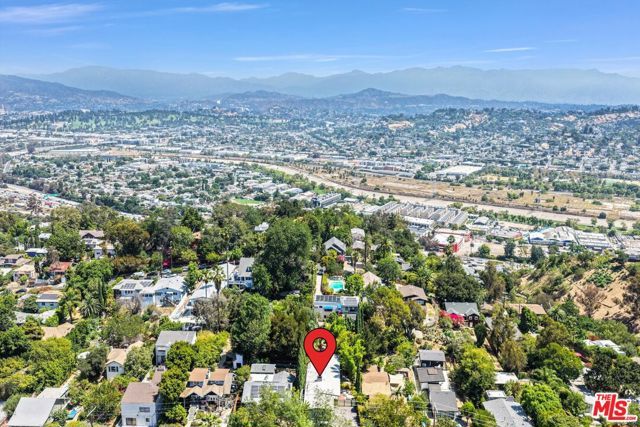 1547 Cerro Gordo Street, Los Angeles, CA 90026