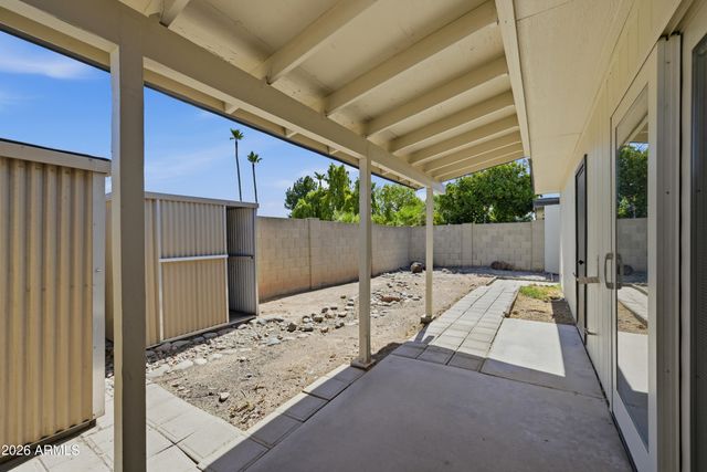 2905 W GLENDALE Avenue, Phoenix, AZ 85051