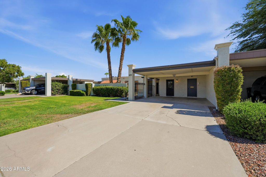 2905 W GLENDALE Avenue, Phoenix, AZ 85051 — photo 3