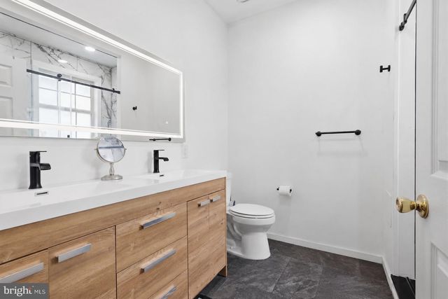 9206 WRENSONG CT, Palmyra, NJ 08065