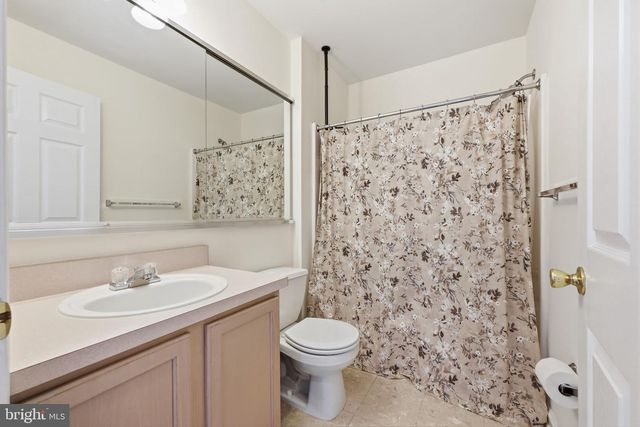 9206 WRENSONG CT, Palmyra, NJ 08065