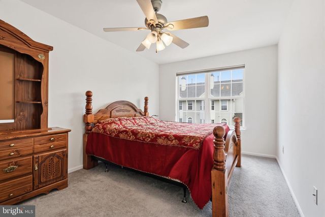 9206 WRENSONG CT, Palmyra, NJ 08065