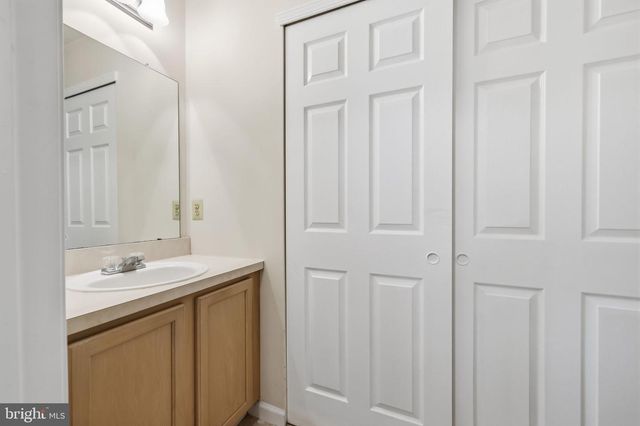 9206 WRENSONG CT, Palmyra, NJ 08065