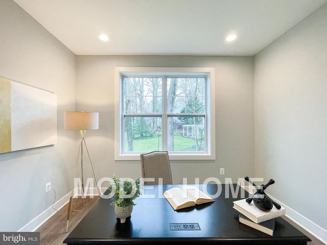 1412 ROSS DR SW, Vienna, VA 22180
