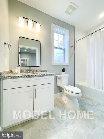 1412 ROSS DR SW, Vienna, VA 22180