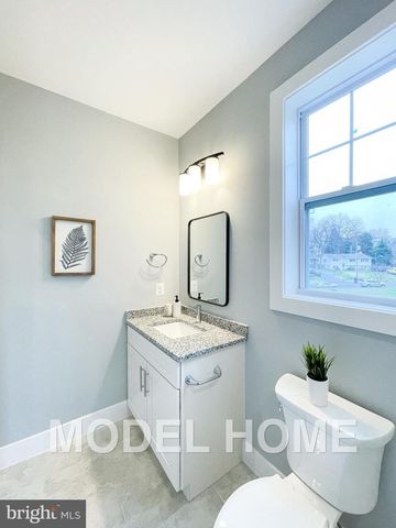 1412 ROSS DR SW, Vienna, VA 22180
