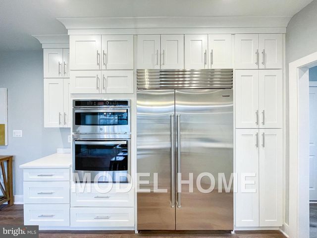 1412 ROSS DR SW, Vienna, VA 22180
