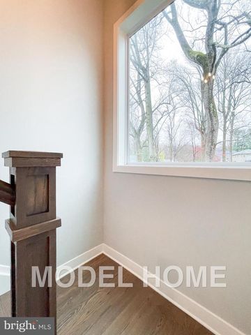 1412 ROSS DR SW, Vienna, VA 22180