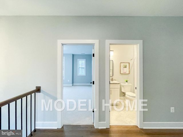 1412 ROSS DR SW, Vienna, VA 22180