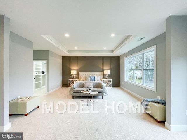 1412 ROSS DR SW, Vienna, VA 22180