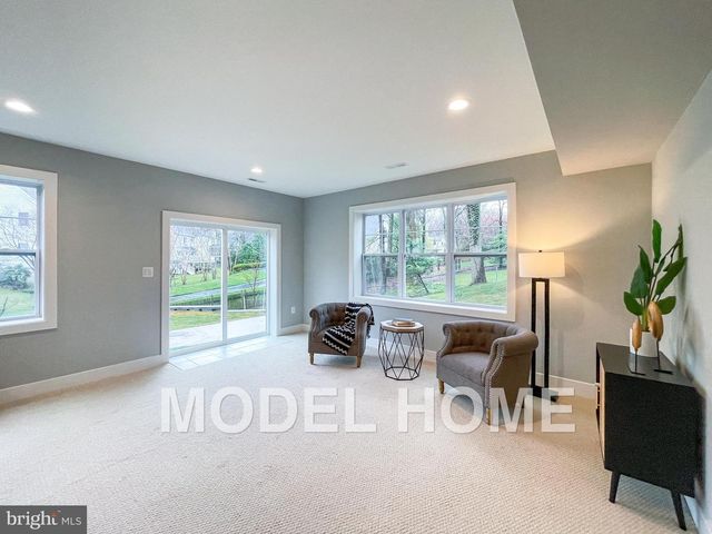 1412 ROSS DR SW, Vienna, VA 22180