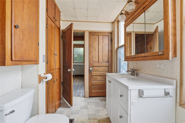 206 Baldwin Street, Otley, IA 50214