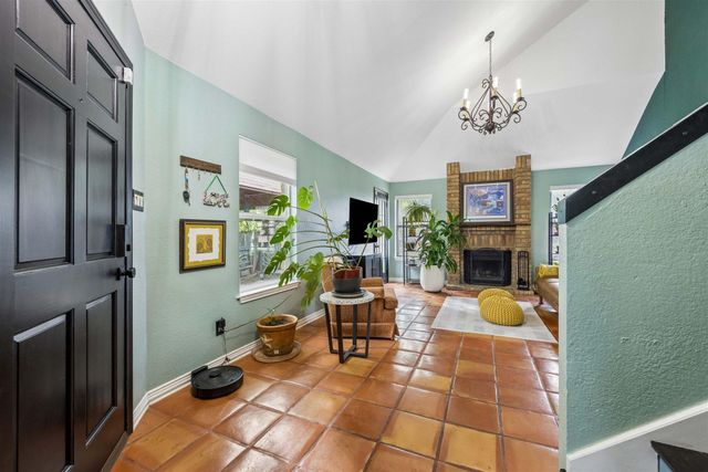 803 Clearwater TRL, Round Rock, TX 78664