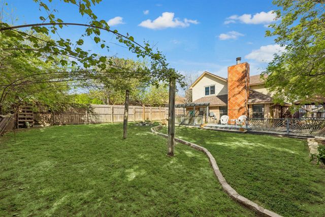 803 Clearwater TRL, Round Rock, TX 78664