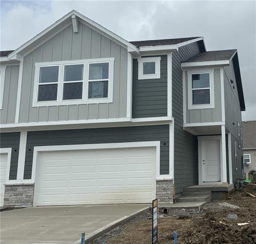 1312 S 4th Street E, Louisburg, KS 66053
