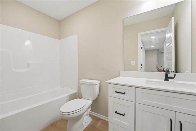 1312 S 4th Street E, Louisburg, KS 66053