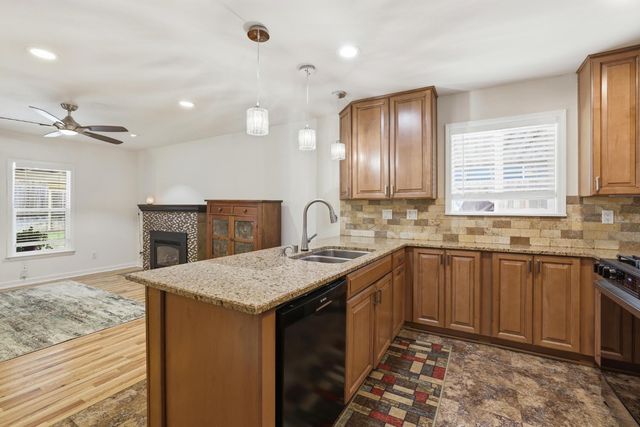1109 Augusta Way, Roseville, CA 95661