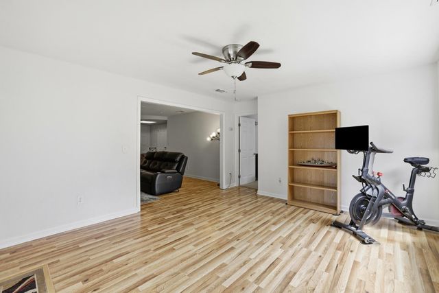 1109 Augusta Way, Roseville, CA 95661