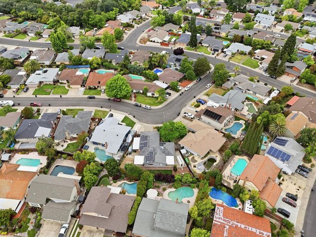 1109 Augusta Way, Roseville, CA 95661