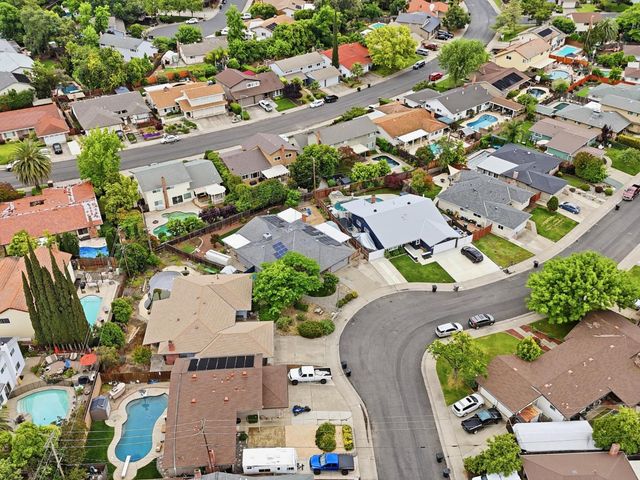 1109 Augusta Way, Roseville, CA 95661