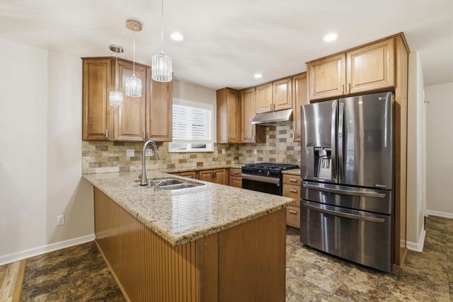 1109 Augusta Way, Roseville, CA 95661