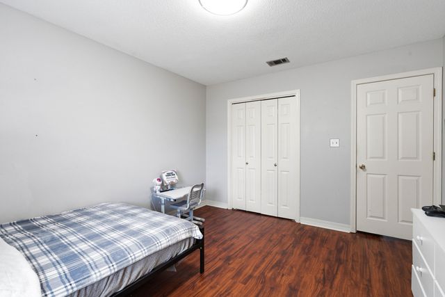 2187 Calle De Castelar, Navarre, FL 32566