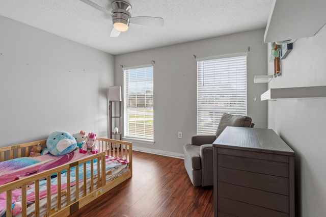 2187 Calle De Castelar, Navarre, FL 32566