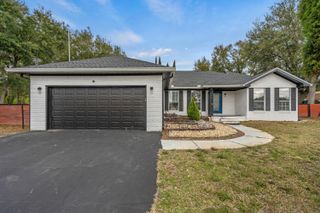 2187 Calle De Castelar, Navarre, FL 32566