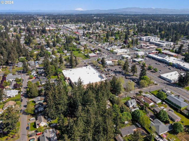 12030 Se RHONE St, Portland, OR 97266