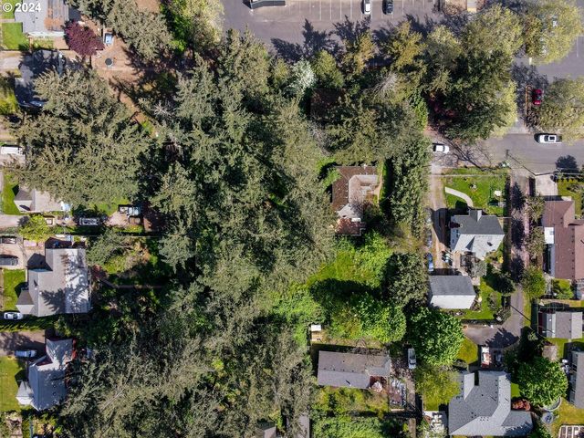 12030 Se RHONE St, Portland, OR 97266