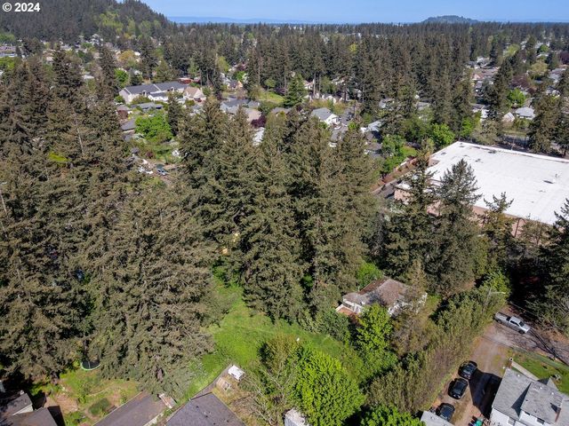 12030 Se RHONE St, Portland, OR 97266