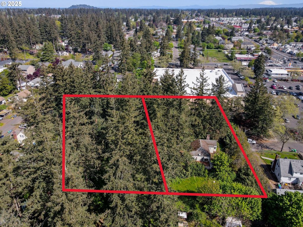 12030 Se RHONE St, Portland, OR 97266