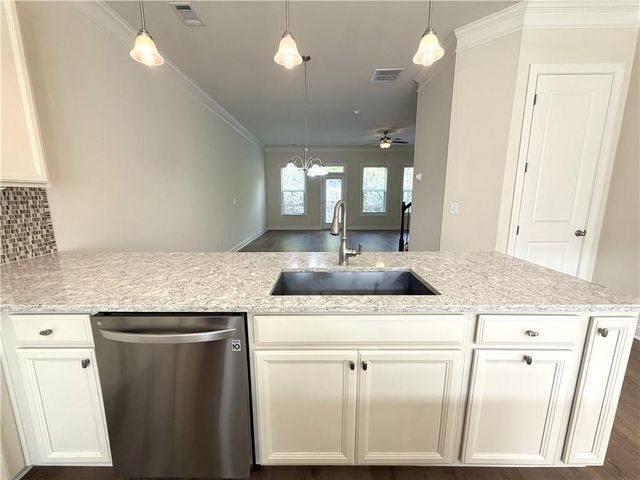 1980 Raven Way, Chamblee, GA 30341