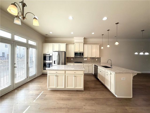 1980 Raven Way, Chamblee, GA 30341