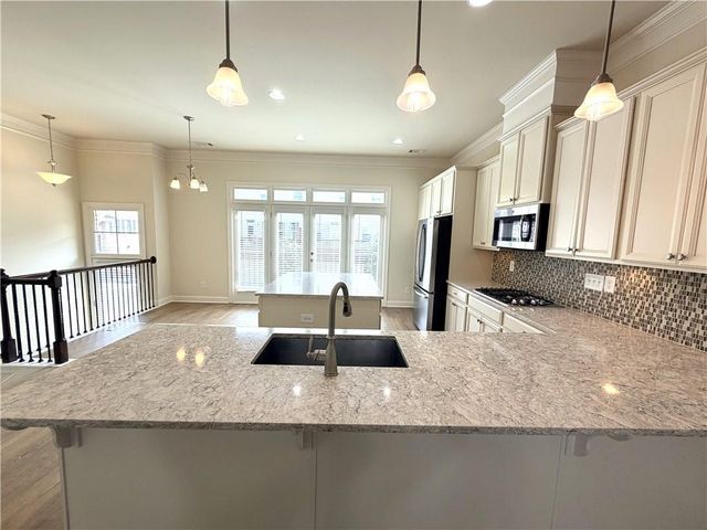 1980 Raven Way, Chamblee, GA 30341