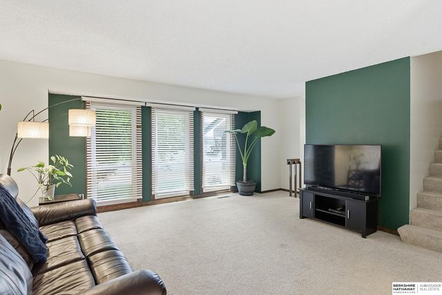 15018 Burt Street, Omaha, NE 68154
