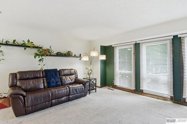 15018 Burt Street, Omaha, NE 68154