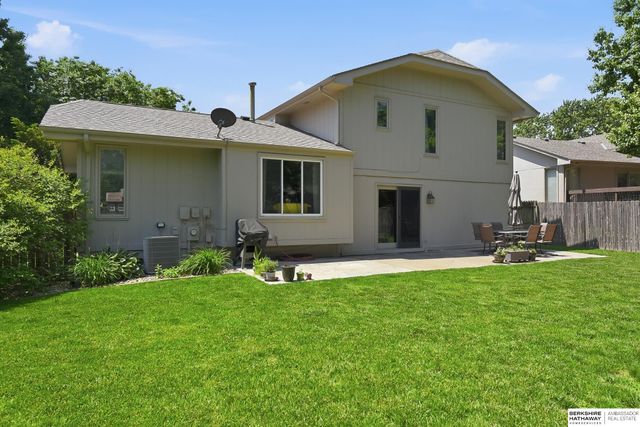 15018 Burt Street, Omaha, NE 68154