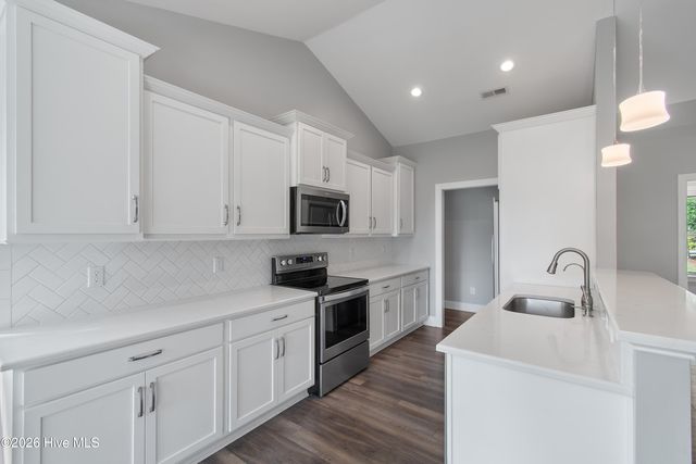 1400 Cottage Lane, Southport, NC 28461