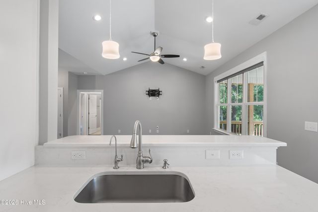 1400 Cottage Lane, Southport, NC 28461