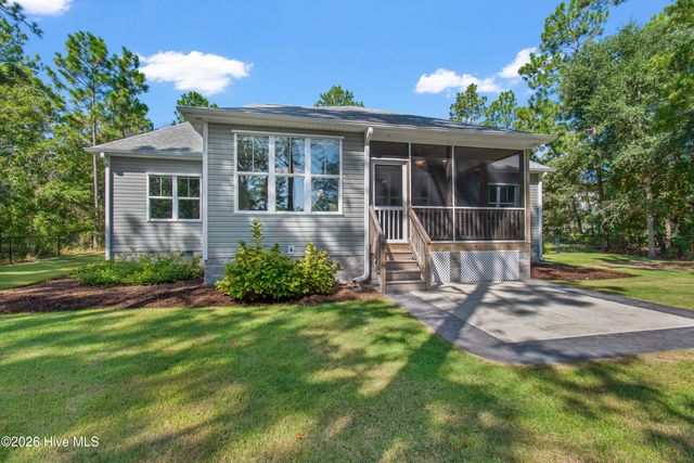 1400 Cottage Lane, Southport, NC 28461