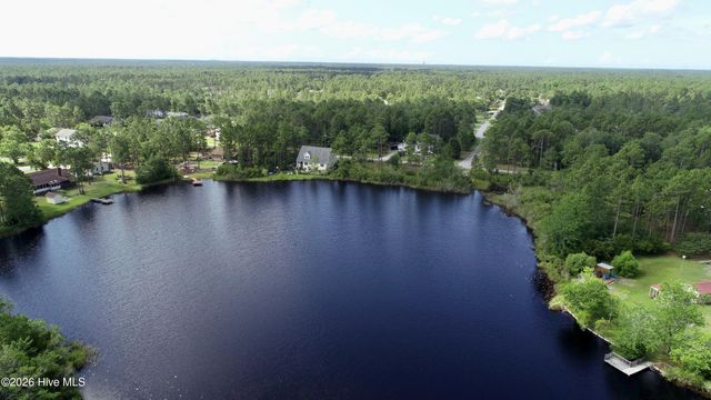 1400 Cottage Lane, Southport, NC 28461