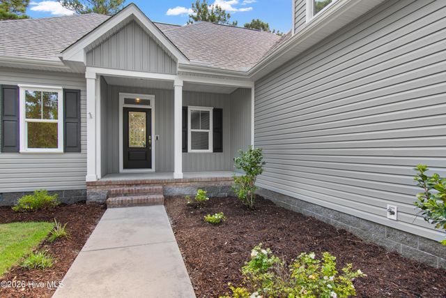 1400 Cottage Lane, Southport, NC 28461