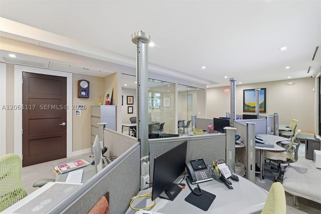 45 Valencia Ave, Coral Gables, FL 33134