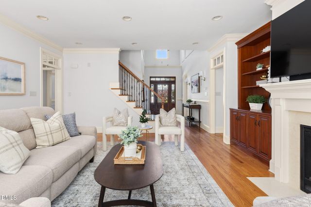 105 Woodland Ridge Court, Cary, NC 27519