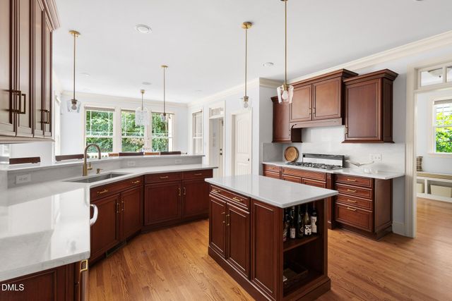 105 Woodland Ridge Court, Cary, NC 27519