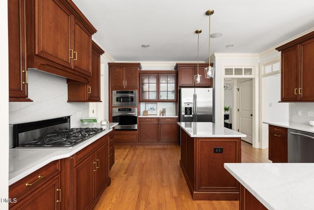 105 Woodland Ridge Court, Cary, NC 27519