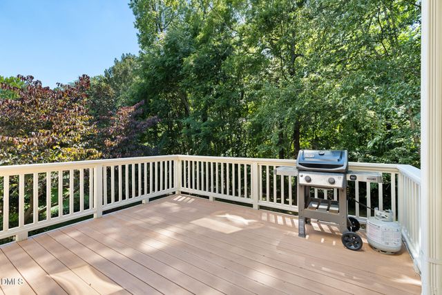 105 Woodland Ridge Court, Cary, NC 27519