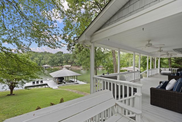 1112 Groover Road, Spring City, TN 37381